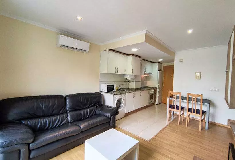 Apartamentos Gandia Universidad 3000