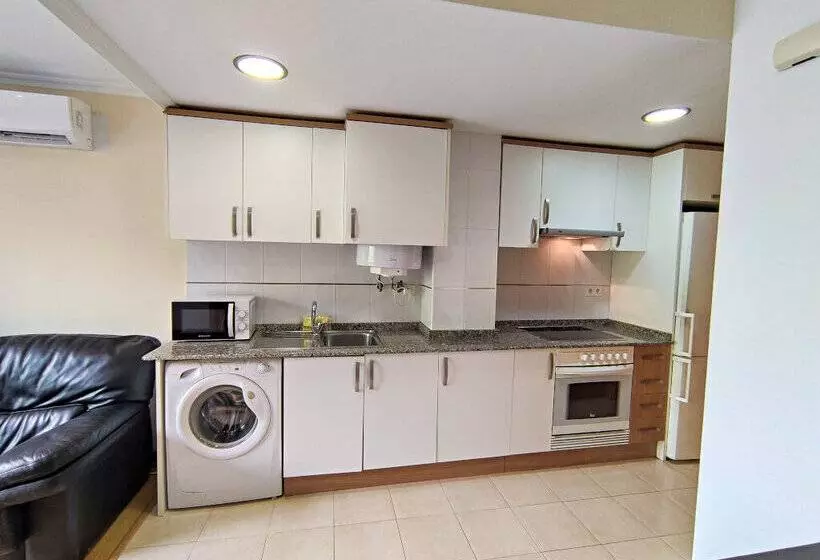Apartamentos Gandia Universidad 3000
