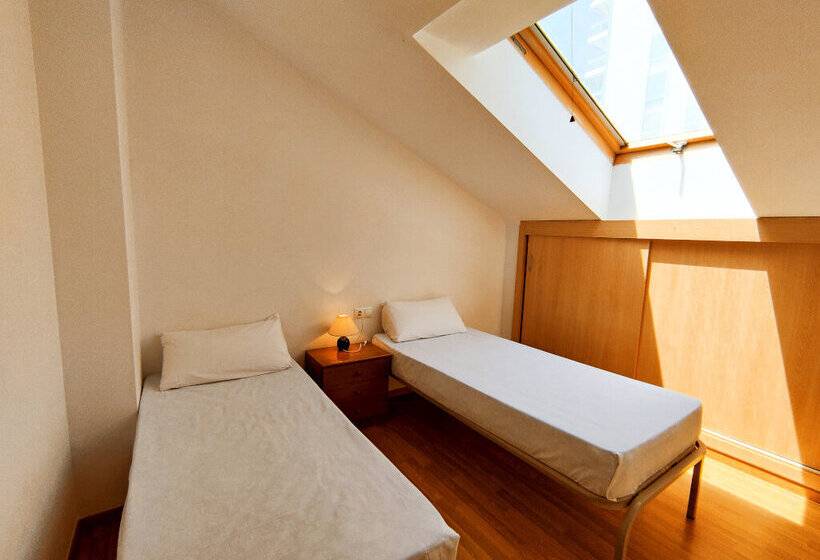 Apartamentos Gandia Universidad 3000