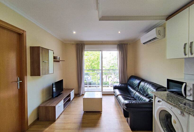 Apartamentos Gandia Universidad 3000