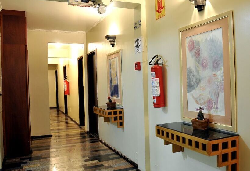 בית מלון כפרי Cidade