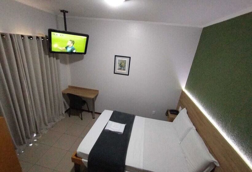 בית מלון כפרי Cidade