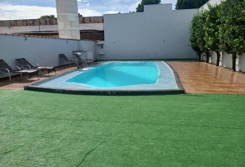 فندق E Locadora Vizon