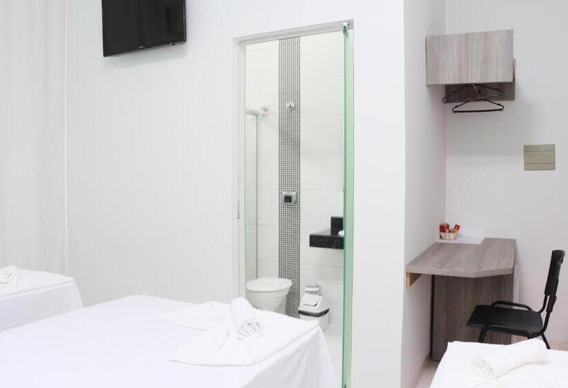 فندق E Locadora Vizon