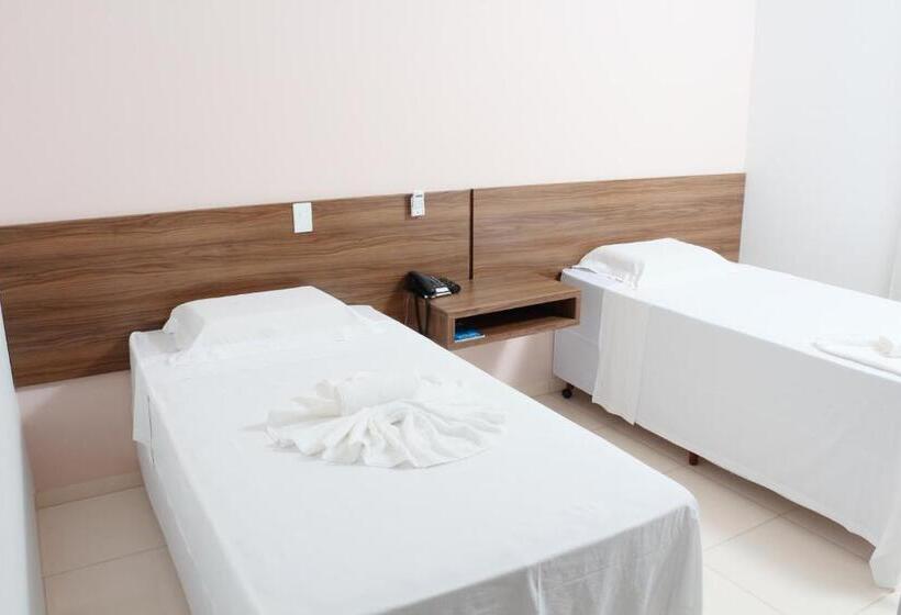 فندق E Locadora Vizon