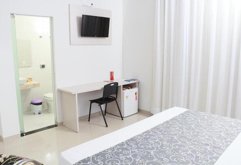 فندق E Locadora Vizon