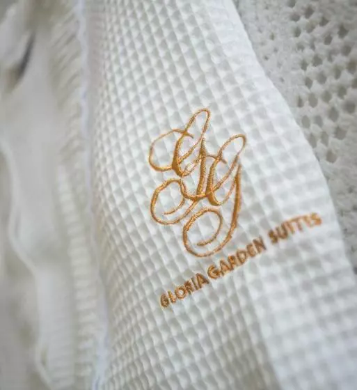 ホテル Gloria Garden Suites