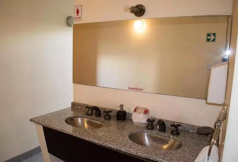 Hotelli Hostel Point