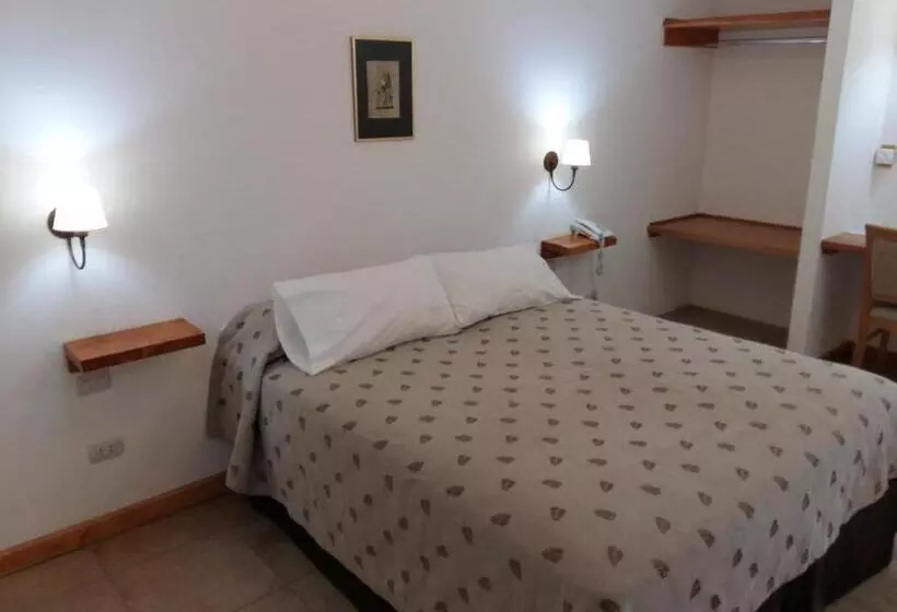 هتل Hosteria Mi Vida