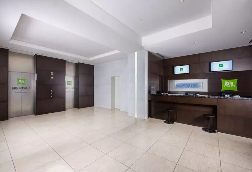 Hotelli Ibis Styles Tokyo Ginza