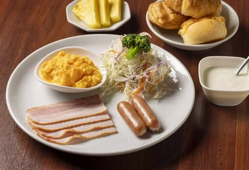 Hotelli Ibis Styles Tokyo Ginza