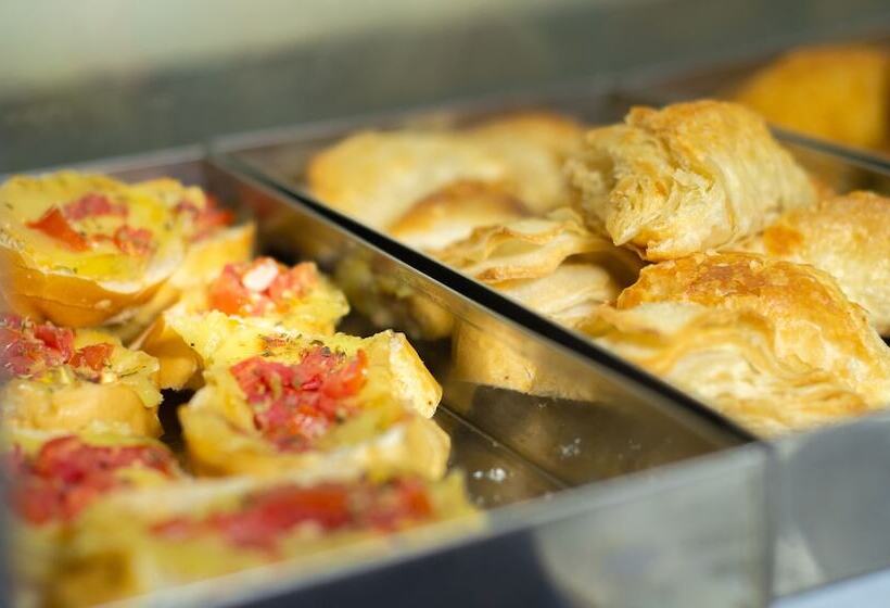 ホテル Marechal Plaza