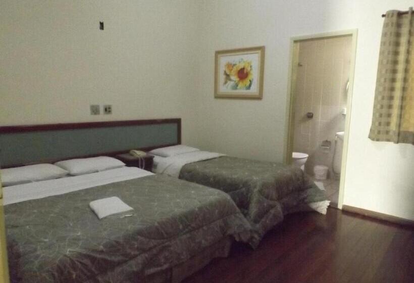 هتل Martha Office