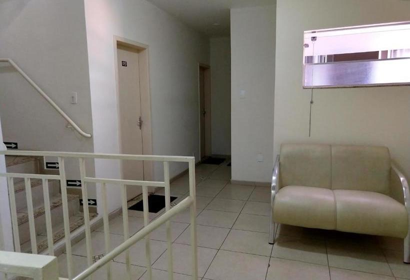 ホテル Monte Carlo