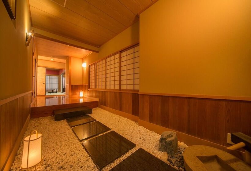 호텔 絶景海風癒し庵 新八屋