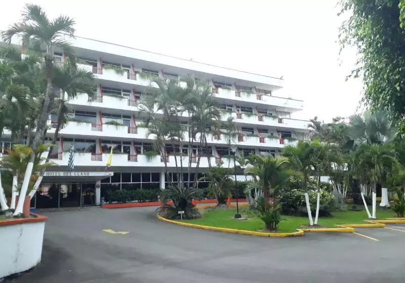 ホテル Del Llano