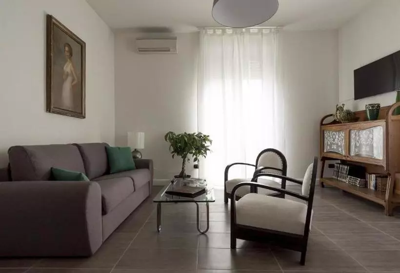 هتل Veniero By Italianway Apartments