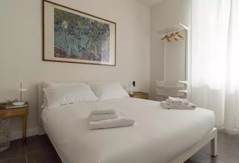 هتل Veniero By Italianway Apartments