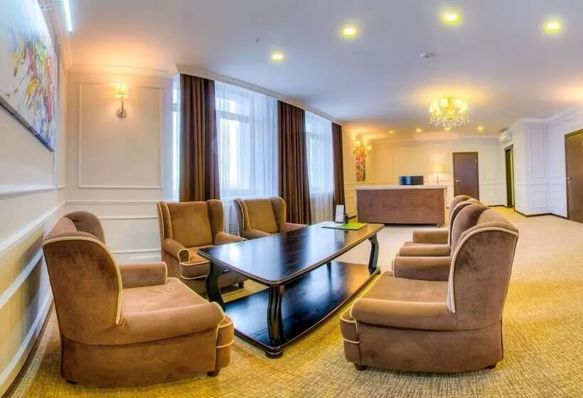 Reston Hotel & Spa