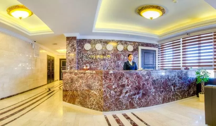 Reston Hotel & Spa