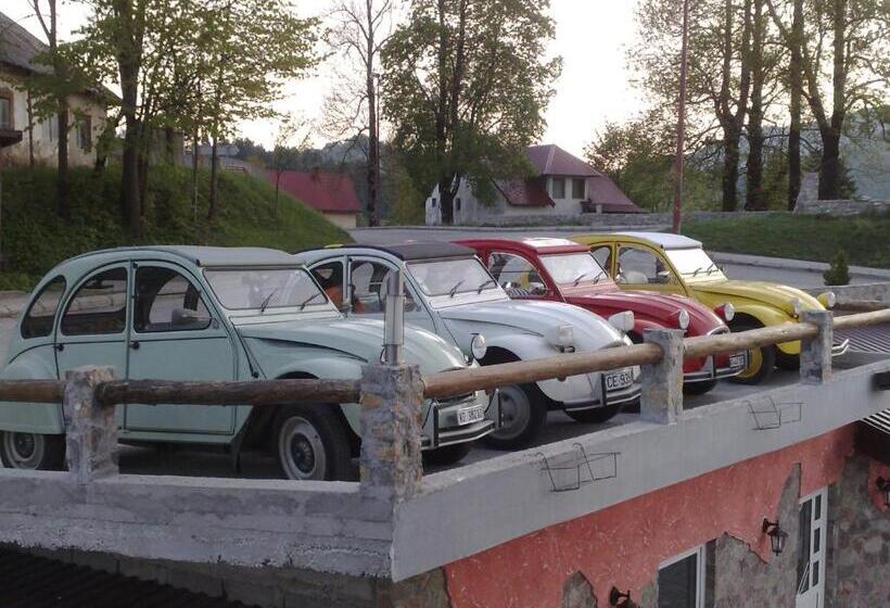 مسافرخانه Private Accommodation Lidija Rakočević