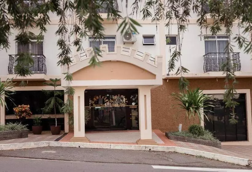 هتل Castelar Novo
