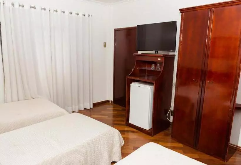 هتل Castelar Novo