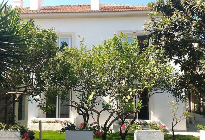 בית מלון כפרי Costa Marina