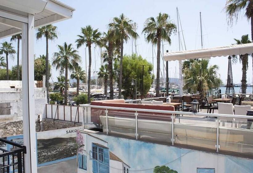 בית מלון כפרי Costa Marina