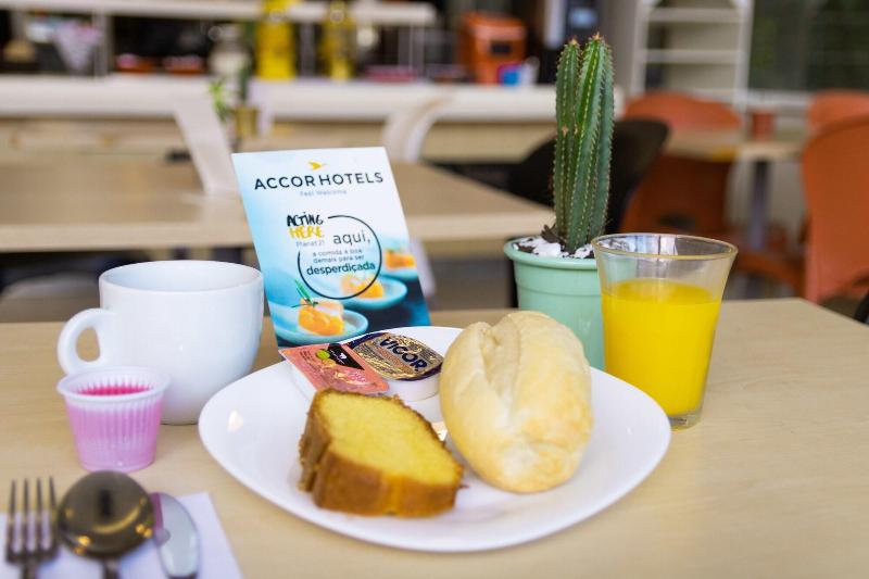 בית מלון כפרי Ibis Budget Piracicaba