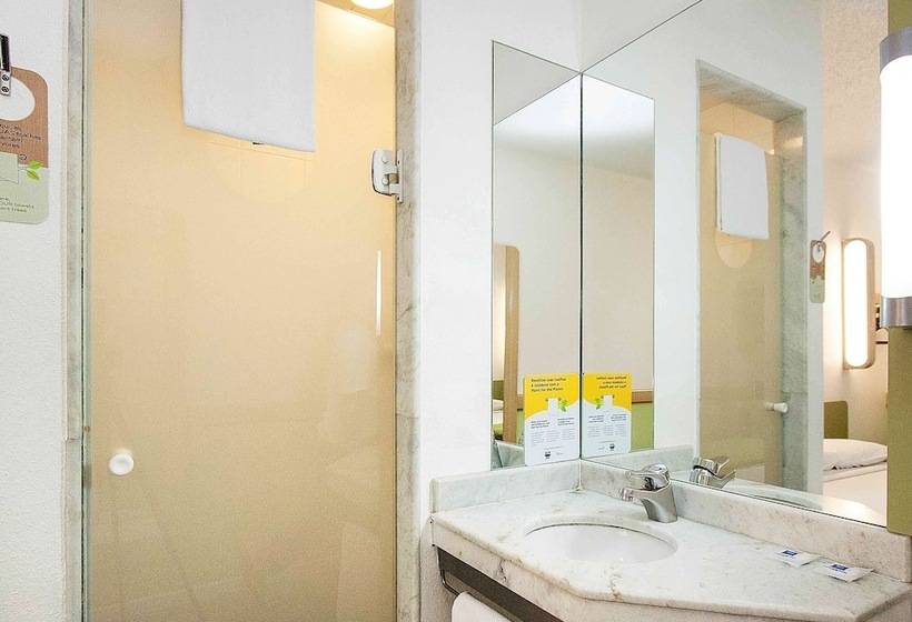 בית מלון כפרי Ibis Budget Piracicaba