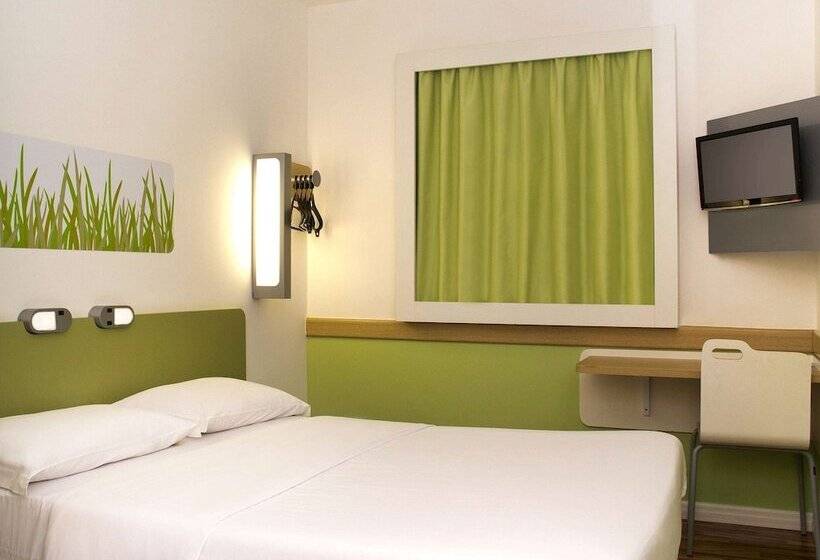 בית מלון כפרי Ibis Budget Piracicaba