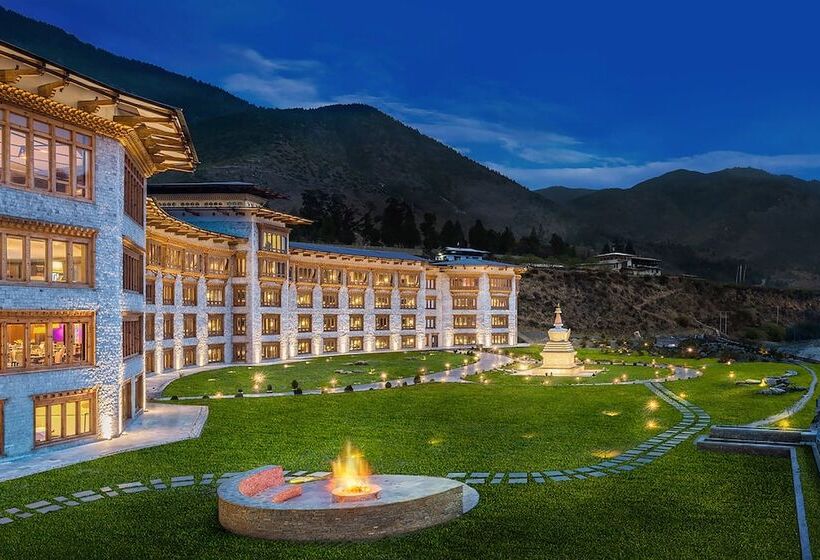 Hotel Le Méridien Paro, Riverfront