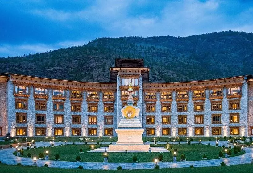 Hotel Le Méridien Paro, Riverfront