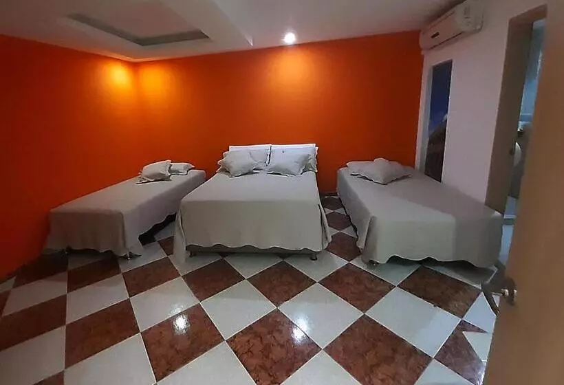 هتل Plaza 43