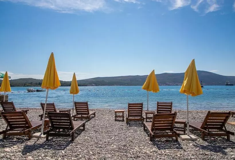 هتل Splendido Bay