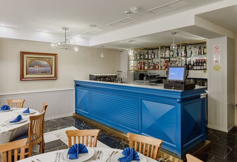 هتل Splendido Bay