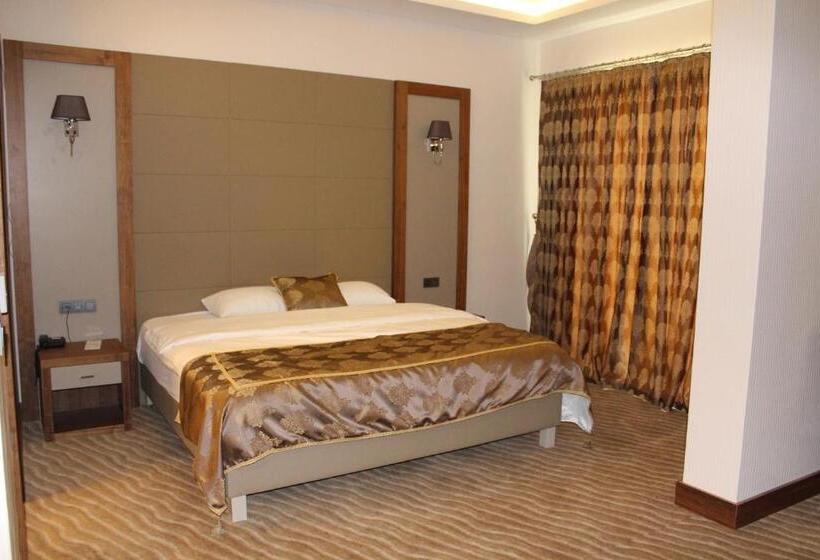 בית מלון כפרי Yze Pırlanta