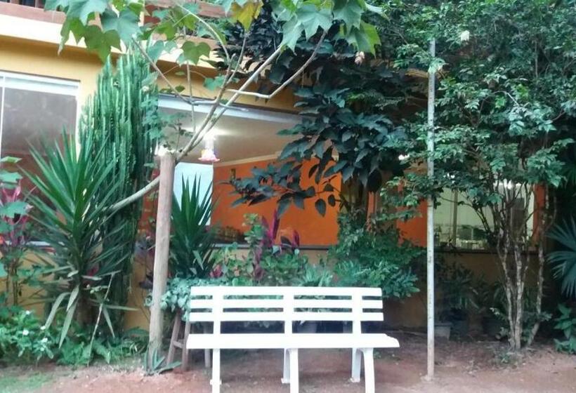 ベッドアンドブレックファースト Pousada Serraninhos