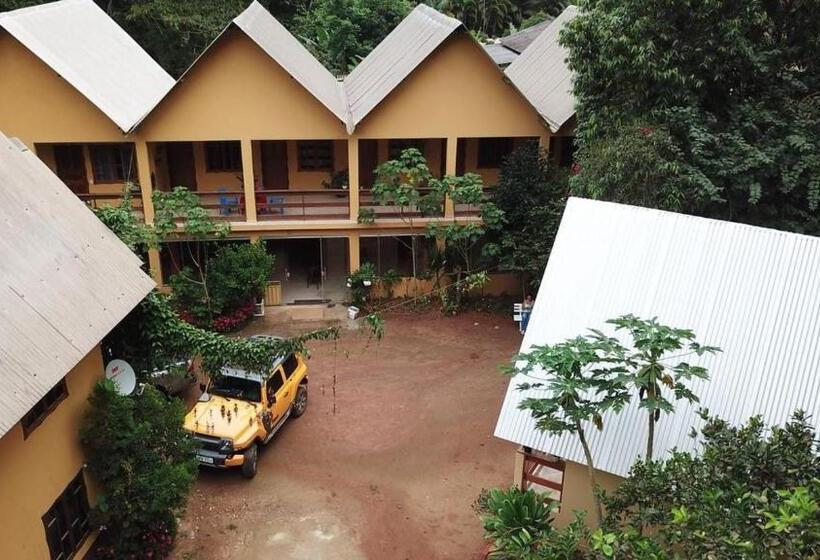 ベッドアンドブレックファースト Pousada Serraninhos