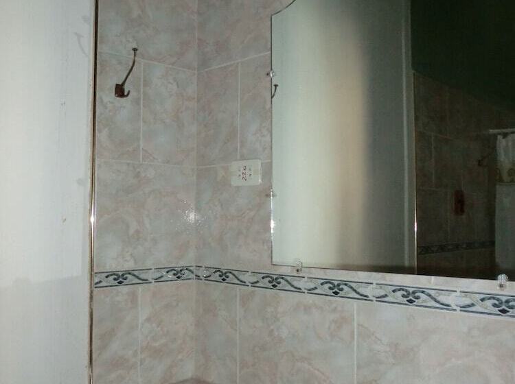 هتل Casa Miriam Hostal Colonial