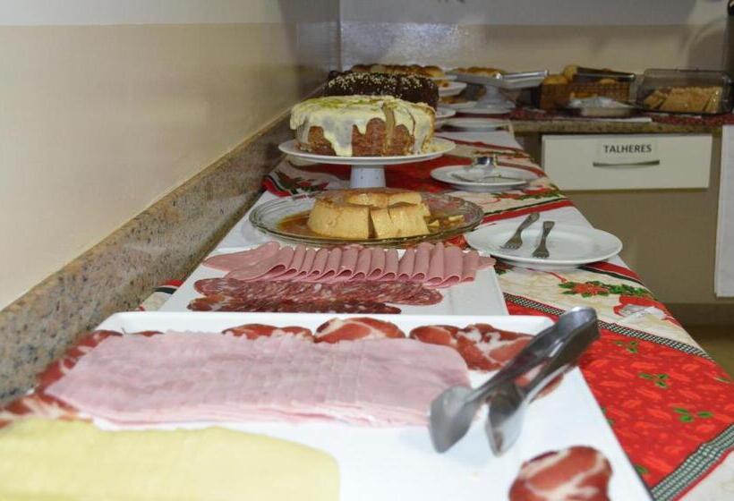 בית מלון כפרי Do Lago