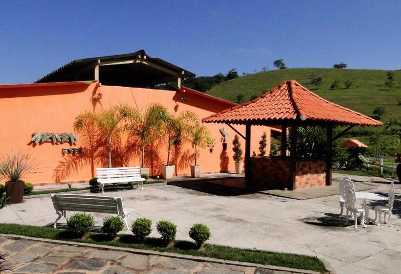 בית מלון כפרי Dos Bretoes