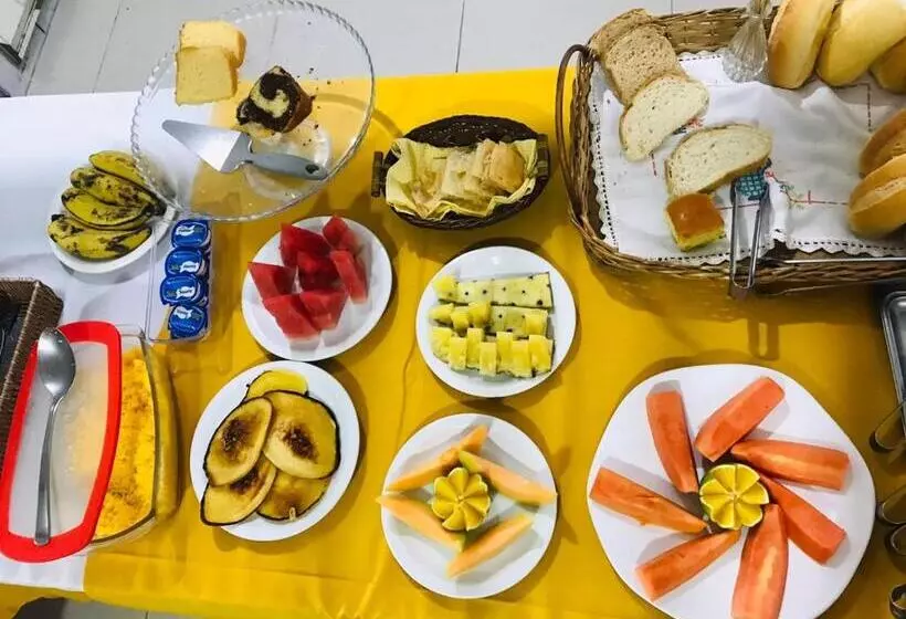 Hotelli Monólitos