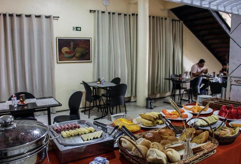 בית מלון כפרי Monólitos