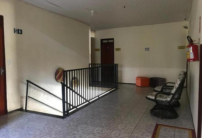 בית מלון כפרי Monólitos