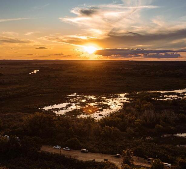 هتل Pousada Estalagem Vila Tania
