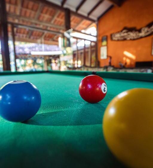 هتل Pousada Estalagem Vila Tania