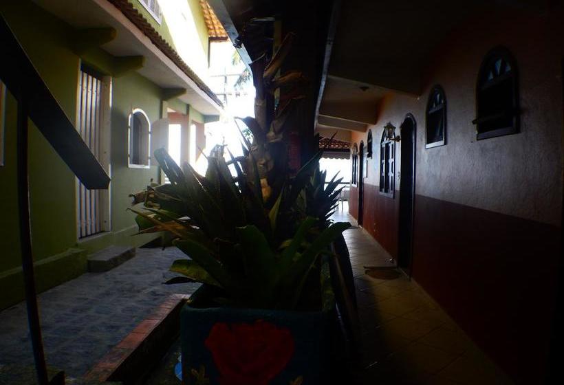 호스텔 Pousada Ilha Grande Araçatiba