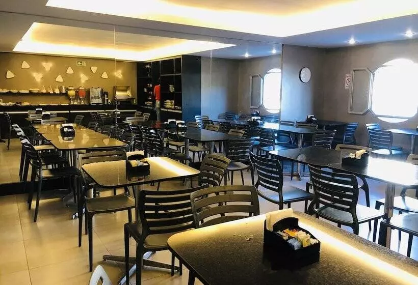 Econotel